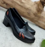کفش زنانه طبی مدل برگی
