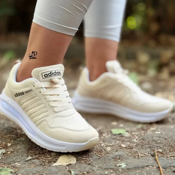 کتونی adidas