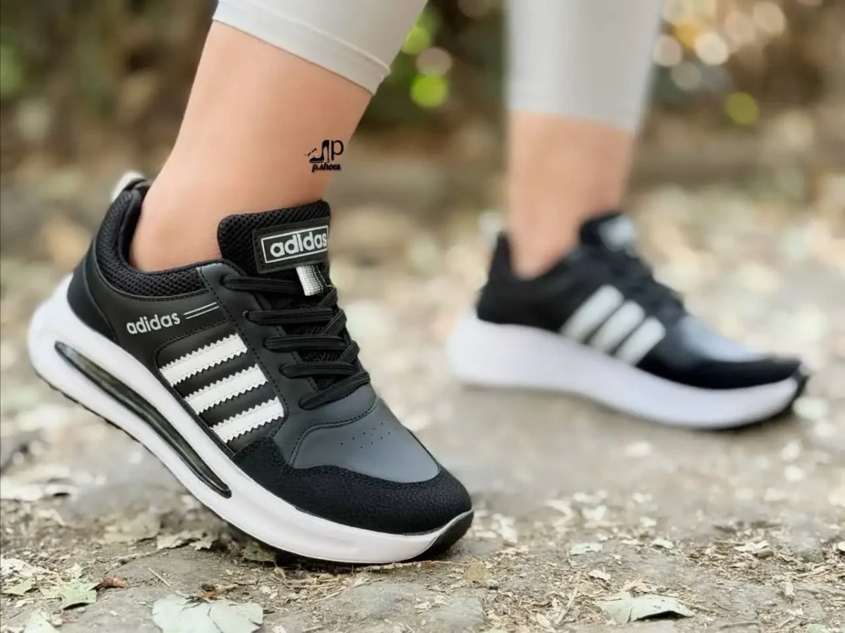 کتونی adidas