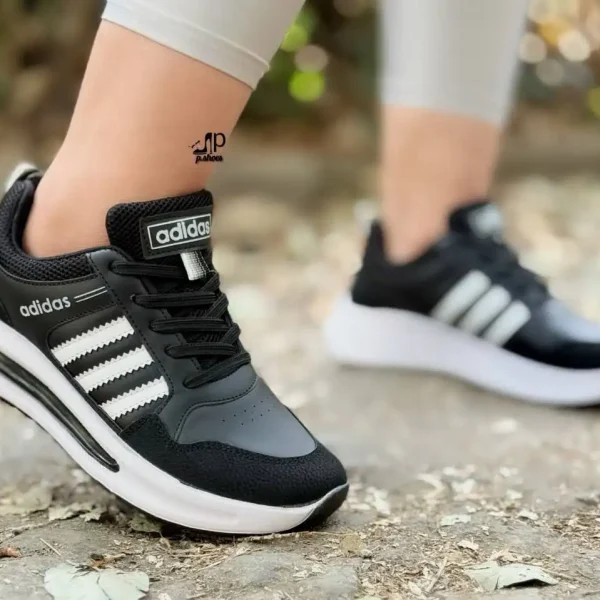 کتونی adidas