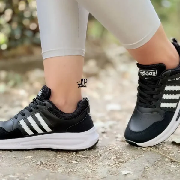 کتونی adidas