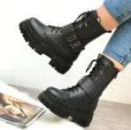 کفش زنانه نیم بوت دیور