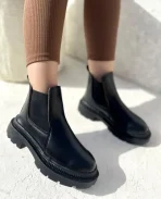 کفش اسپورت نیم بوت جدید