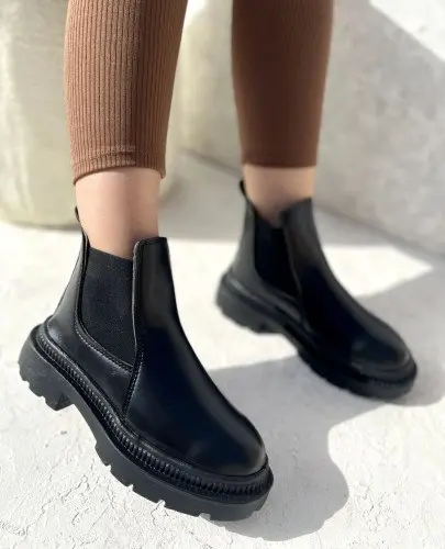 کفش اسپورت نیم بوت جدید