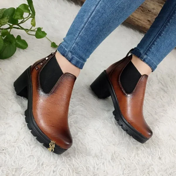 کفش زنانه نیم بوت طبی مدل هستی