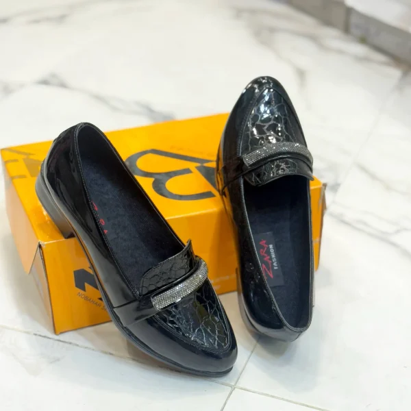 کفش مجلسی کالج اسپورت پاشنه دار
