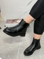 کفش زنانه نیم بوت کلاسیک