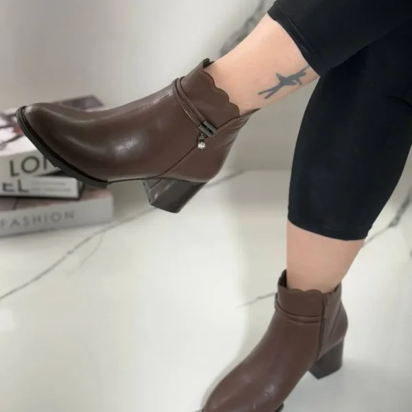 کفش زنانه نیم بوت