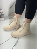 کفش زنانه نیم بوت کلاسیک